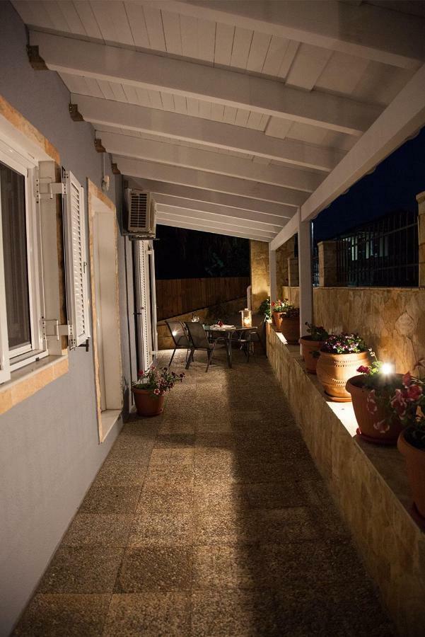 La Casa D'Estate Lakíthra Exterior foto